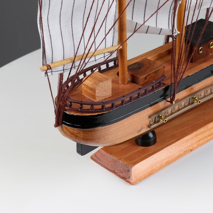 Корабль сувенирный большой &laquo;Ричмонд&raquo;