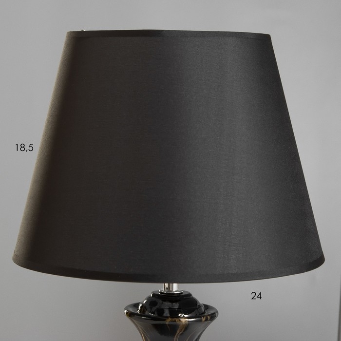 Настольная лампа "Лилиан" Е27 40Вт черный 25х25х42см RISALUX