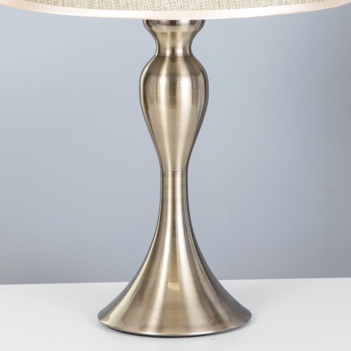 Настольная лампа "Гелия" Е27 40Вт латунь 30х30х46 см RISALUX