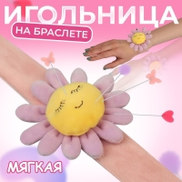 Игольница на браслете «Цветочек», 23 × 8 см, цвет розовый МИКС Игольница на браслете «Цветочек», 23 × 8 см, цвет розовый МИКС