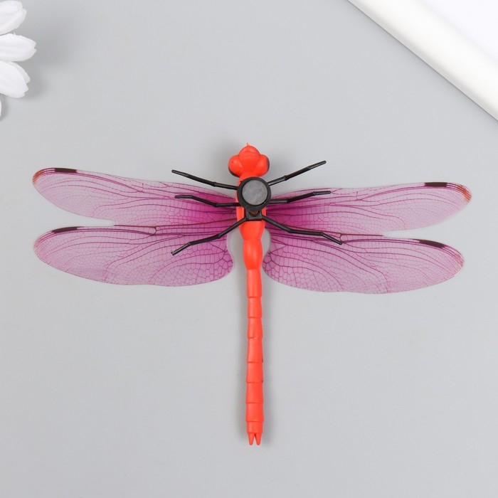 Магнит пластик Магнит пластик "Стрекоза Линдения" 9,5х13 см МИКС