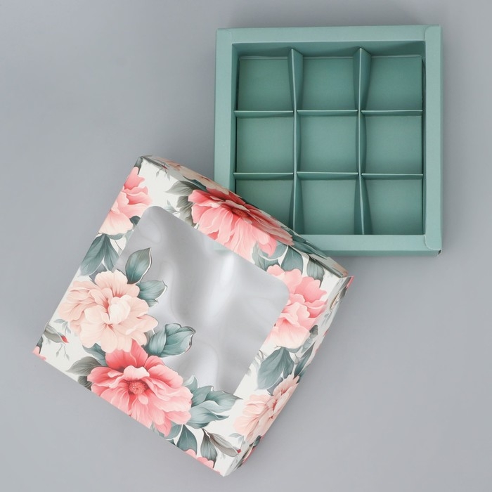 Коробка для конфет, кондитерская упаковка, 9 ячеек, &laquo;Нежность внутри&raquo;, 14.7 х 14.7 х 3.5 см