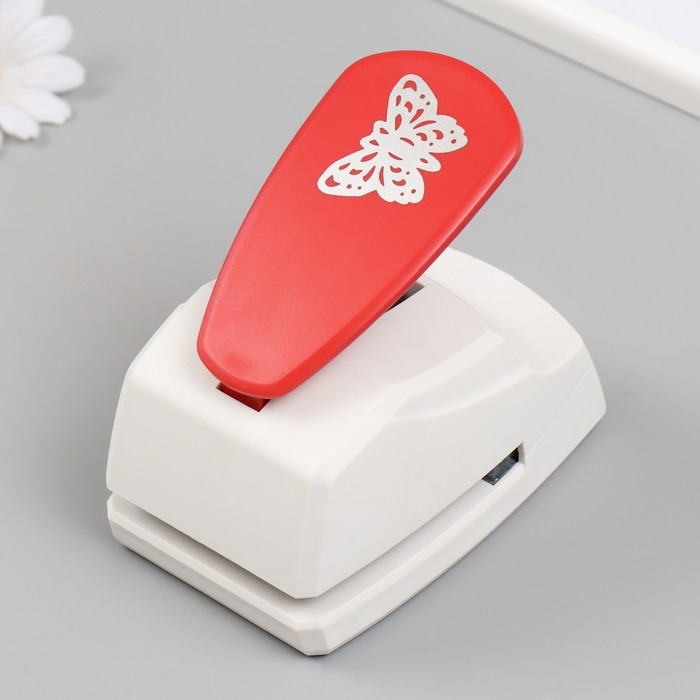 Дырокол фигурный рисунок 4,5х3,5 см "Ажурная бабочка" МИКС 10х11,5х7,5 см