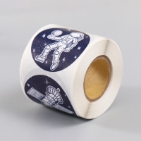 Наклейка бумага "Путешествие в космос" d=3,8 см 252 шт в рулоне