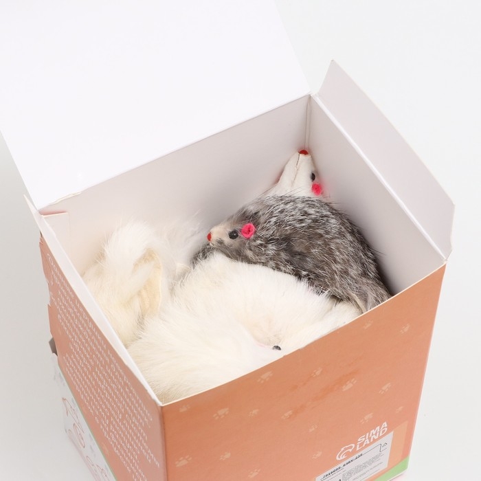 Мышь из натурального меха, 7,5 см, микс белая/серая, фасовка 30 шт Мышь из натурального меха, 7,5 см, микс белая/серая, фасовка 30 шт