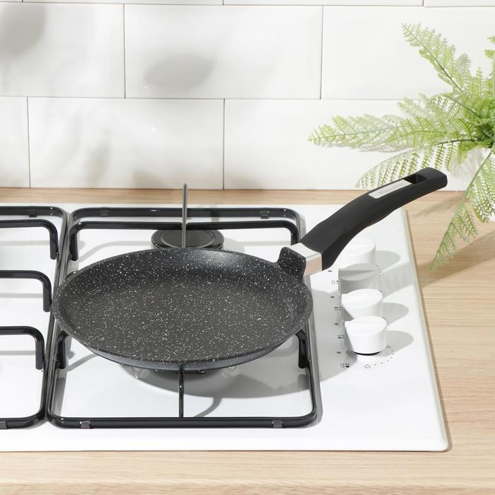 Сковорода блинная &laquo;Гранит Black&raquo; Induction Pro, d=22 см, пластиковая ручка, антипригарное покрытие, цвет чёрный