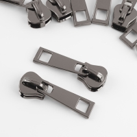 Бегунок галантерейный для молнии &laquo;Трактор&raquo;, №8, 10 шт, цвет чёрный никель