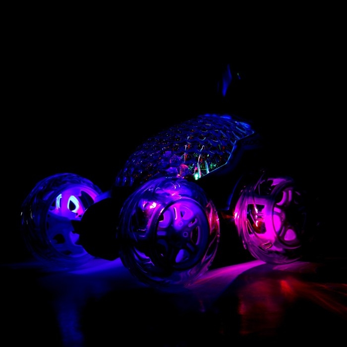 Перевёртыш радиоуправляемый «Трюкач», подсветка колес, работает от аккумулятора цвет синий Перевёртыш радиоуправляемый «Трюкач», подсветка колес, работает от аккумулятора цвет синий