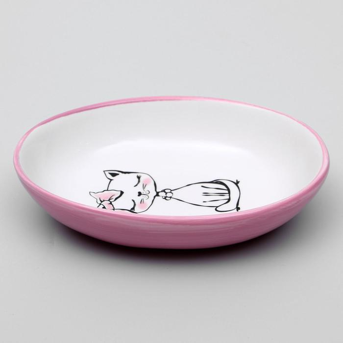 Блюдце керамическое Блюдце керамическое "Милая киса" 200 мл 15,7 х 11,3 х 3,8 см, розовая