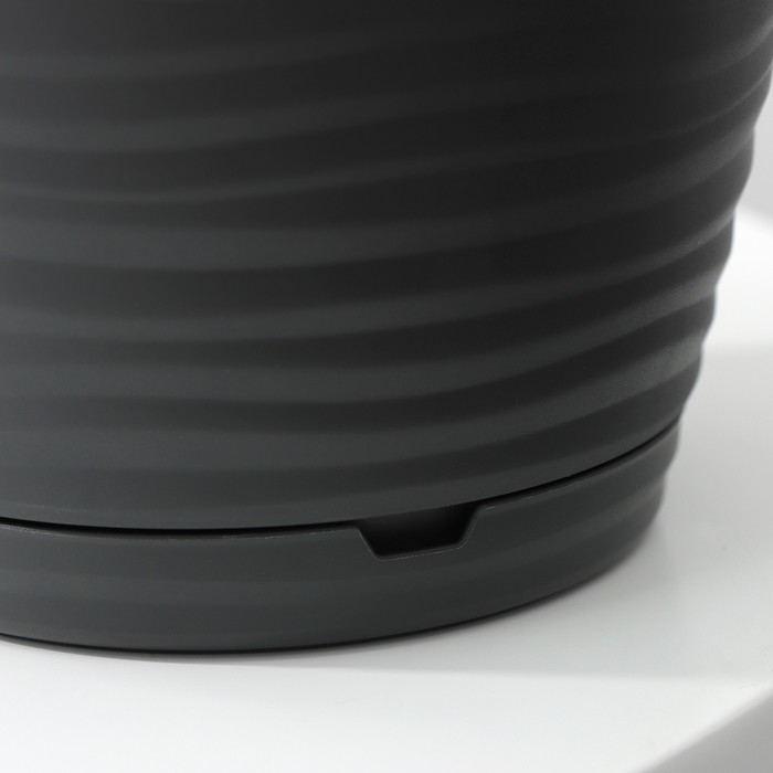 Горшок для цветов с поддоном Saffron, 1,5 л, d=14,6 см, h=13,5 см, пластиковый, цвет чёрный Горшок для цветов с поддоном Saffron, 1,5 л, d=14,6 см, h=13,5 см, пластиковый, цвет чёрный