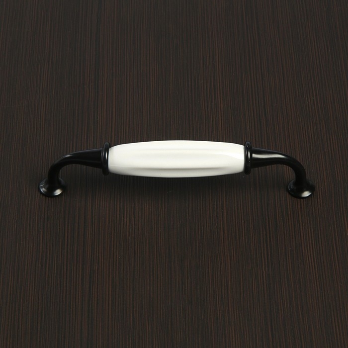 Ручка-скоба ТУНДРА PC181, 128 мм, цвет черный Ручка-скоба ТУНДРА PC181, 128 мм, цвет черный