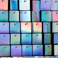 Панель с пайетками для фотозоны 30*30см, серебристая с эффектом голографии Панель с пайетками для фотозоны 30*30см, серебристая с эффектом голографии