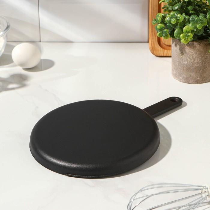 Сковорода блинная чугунная «Круг», d=20 см, чугунная ручка Сковорода блинная чугунная «Круг», d=20 см, чугунная ручка