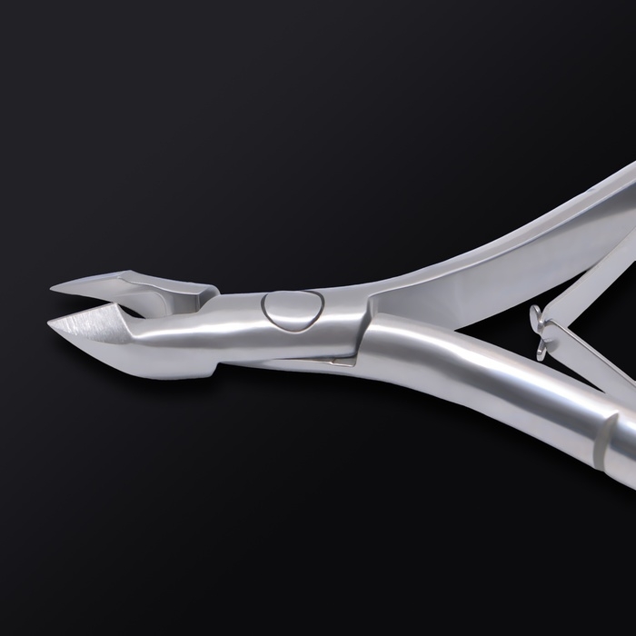 Кусачки маникюрные для кутикулы «Premium», двойная пружина, 10,5 см, длина лезвия - 7 мм, на блистере, цвет серебристый Кусачки маникюрные для кутикулы «Premium», двойная пружина, 10,5 см, длина лезвия - 7 мм, на блистере, цвет серебристый