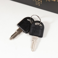 Сейф-книга дерево кожзам "Город в ночных огнях. Золото" 27х18х7 см Сейф-книга дерево кожзам "Город в ночных огнях. Золото" 27х18х7 см