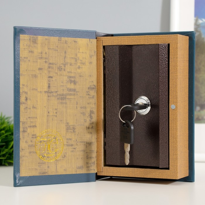 Сейф дерево книга кожзам Сейф дерево книга кожзам "Евгений Онегин" 17х11х5 см