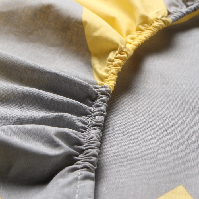 Простыня на резинке Этель Желтый Шеврон 140*200*25, 100% хлопок, поплин, 125г/м2 Простыня на резинке Этель Желтый Шеврон 140*200*25, 100% хлопок, поплин, 125г/м2