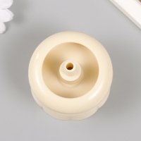 Спиннер для нанизывания бисера пластик 6,3х7 см + игла для бисера Спиннер для нанизывания бисера пластик 6,3х7 см + игла для бисера