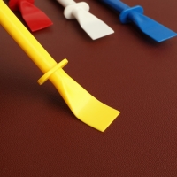 Лопаточки для нанесения клея на кожу, пластиковые, 11,5 &times; 1,15 см, 10 шт, цвет МИКС