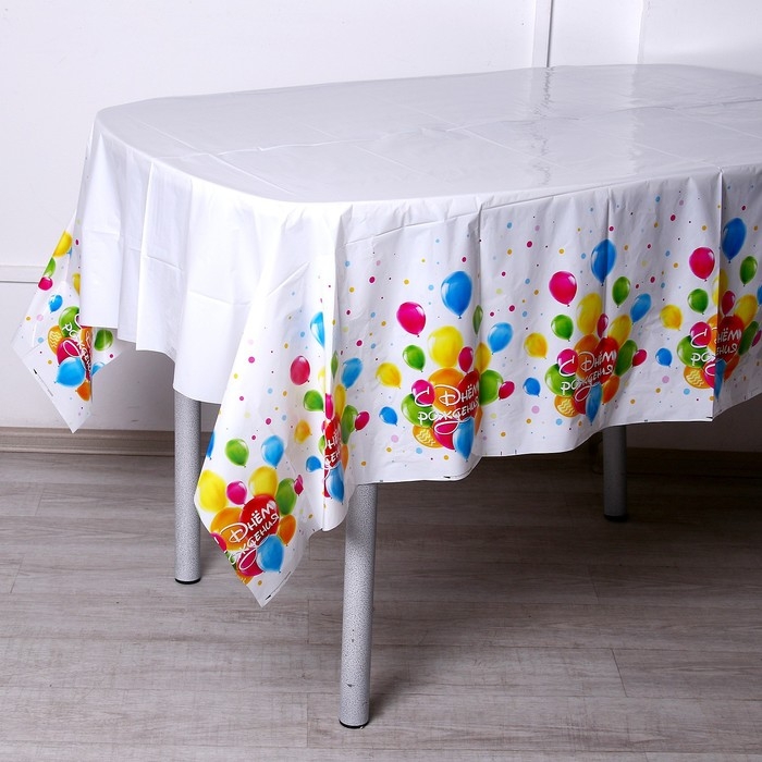 Скатерть одноразовая &laquo;С днём рождения. Шарики&raquo;, 137 &times; 180 см
