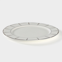 Тарелка фарфоровая обеденная «Аврора», d=27 см, цвет белый Тарелка фарфоровая обеденная «Аврора», d=27 см, цвет белый