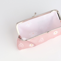 Косметичка на фермуаре, цвет розовый Косметичка на фермуаре, цвет розовый