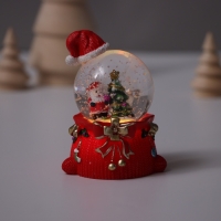 Сувенир полистоун водяной шар свет "Дед Мороз. Колпак и мешок с подарками" МИКС 4,5х5,5х8 см 10459 Сувенир полистоун водяной шар свет "Дед Мороз. Колпак и мешок с подарками" МИКС 4,5х5,5х8 см 10459