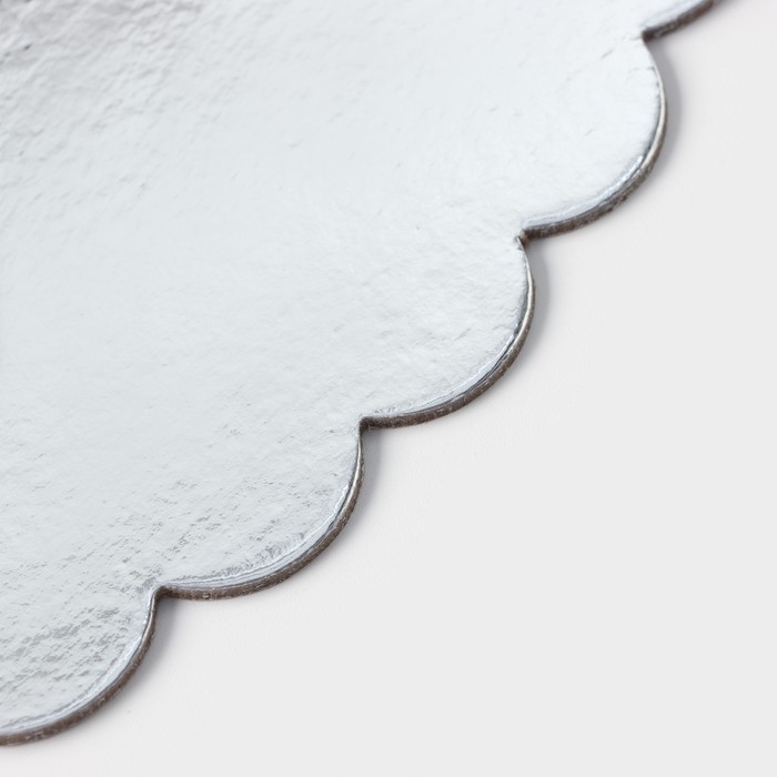 Подложка для торта «Круг волна», d=30,5 см, цвет серебро Подложка для торта «Круг волна», d=30,5 см, цвет серебро