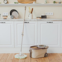 Швабра с отжимом Доляна: ведро с металлической центрифугой, 18 л, запасная насадка из микрофибры, цвет синий Швабра с отжимом Доляна: ведро с металлической центрифугой, 18 л, запасная насадка из микрофибры, цвет синий