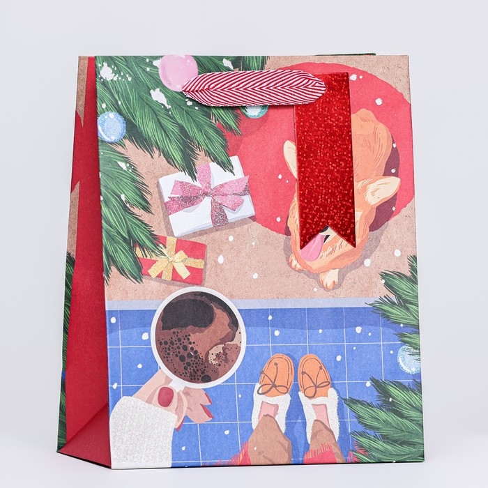 Новый год. Пакет бумажный подарочный новогодний крафт Новый год. Пакет бумажный подарочный новогодний крафт "Новогоднее утро" 18 х 22,3 х 10 см.