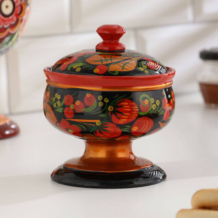 Сахарница &laquo;Ягодка&raquo; на ножке, 12&times;9 см, хохлома