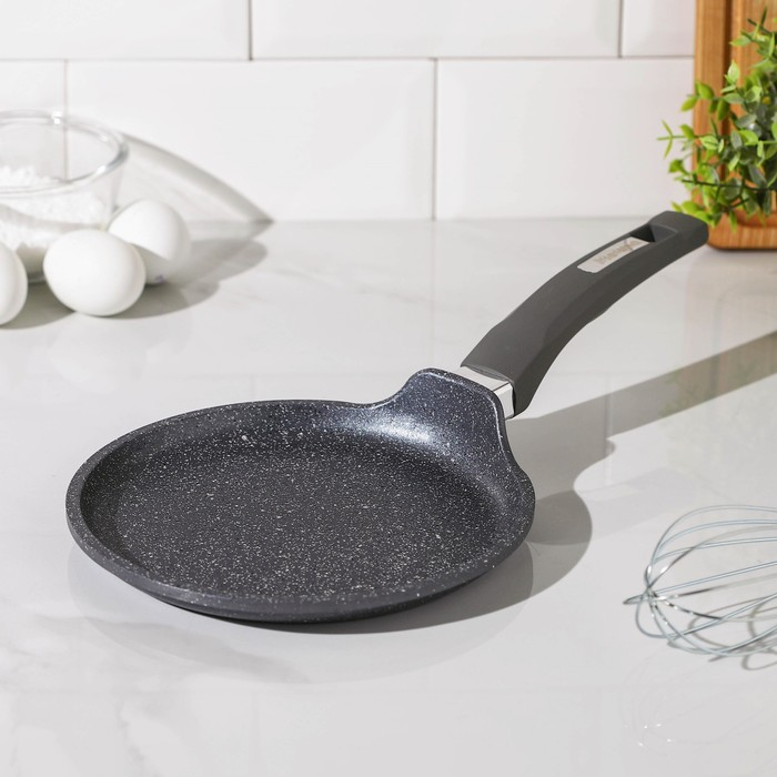 Сковорода блинная &laquo;Гранит&raquo;, d=20 см, пластиковая ручка, антипригарное покрытие, цвет серый