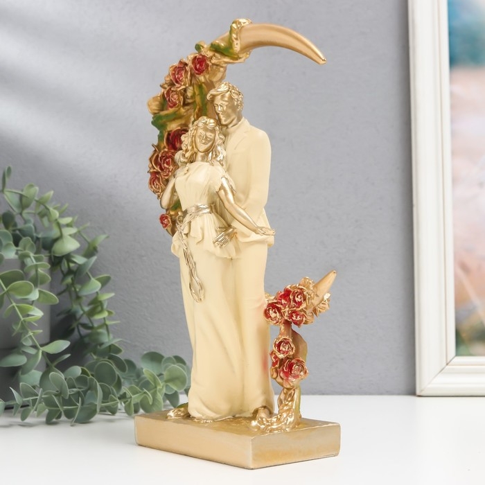 Сувенир полистоун Сувенир полистоун "Пара в белом у месяца в цветах" 7,5х18х28 см