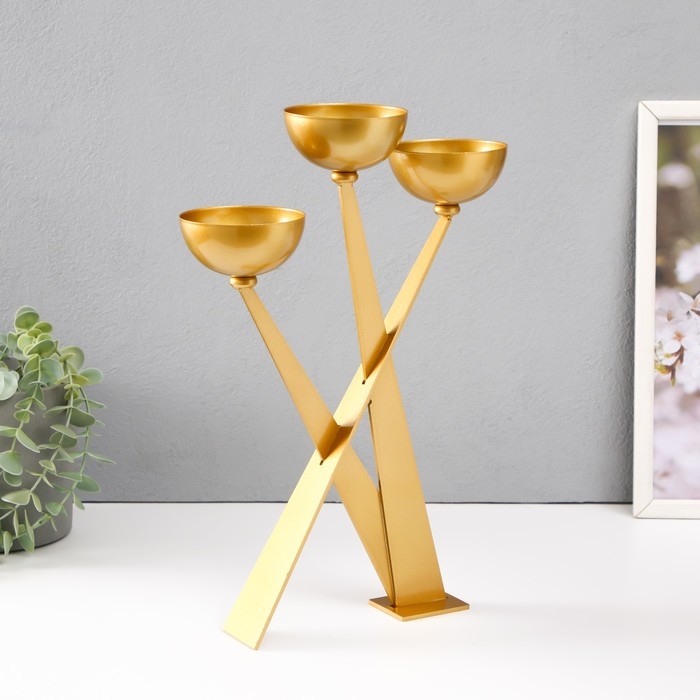 Подсвечник металл на 3 свечи d=8 см Подсвечник металл на 3 свечи d=8 см "Николь" 23х8х33,5 см