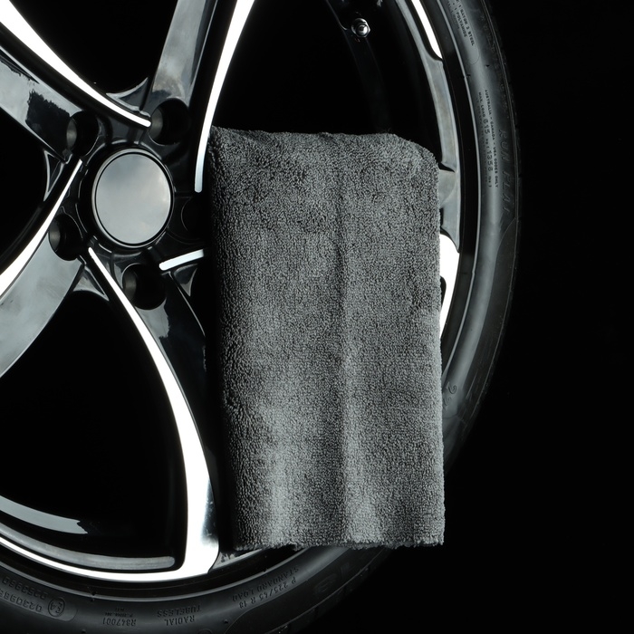 Салфетка из мягкой микрофибры пушистая, полирующая, супервпитывающая 40 х 40 см, 400 г/м² Салфетка из мягкой микрофибры пушистая, полирующая, супервпитывающая 40 х 40 см, 400 г/м²