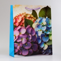 Пакет ламинированный &laquo;Букет&raquo;, M 26 &times; 32 &times; 10 см