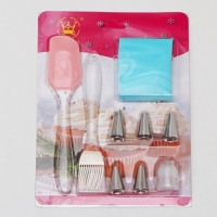 Набор кондитерский «Айс», 9 предметов: лопатка, кисть, адаптер, мешок 30×15 см, насадки 5 шт Набор кондитерский «Айс», 9 предметов: лопатка, кисть, адаптер, мешок 30×15 см, насадки 5 шт