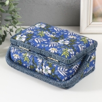 Шкатулка для рукоделия "Полевые цветы на синем" 18х12х9,5 см Шкатулка для рукоделия "Полевые цветы на синем" 18х12х9,5 см