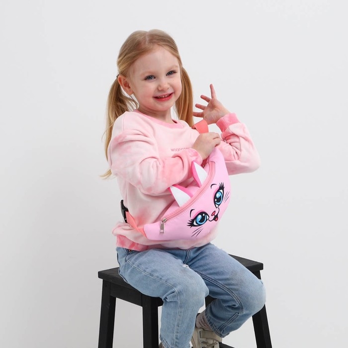 Сумка поясная детская для девочки Сумка поясная детская для девочки "Кошечка", 31 х см, отдел на молнии, цвет красный