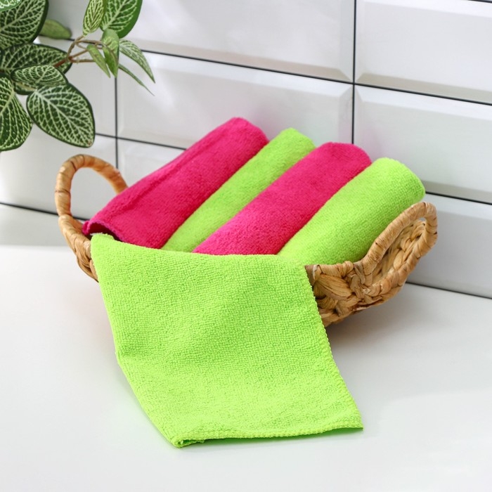 Салфетки универсальные Доляна, 220 г/м&sup2;, 5 шт, 30&times;30 см, микрофибра, с оверлоком, цвет МИКС