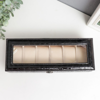 Шкатулка кожзам под часы 6 отделений "Питон чёрный" 11х31х7,5 см Шкатулка кожзам под часы 6 отделений "Питон чёрный" 11х31х7,5 см