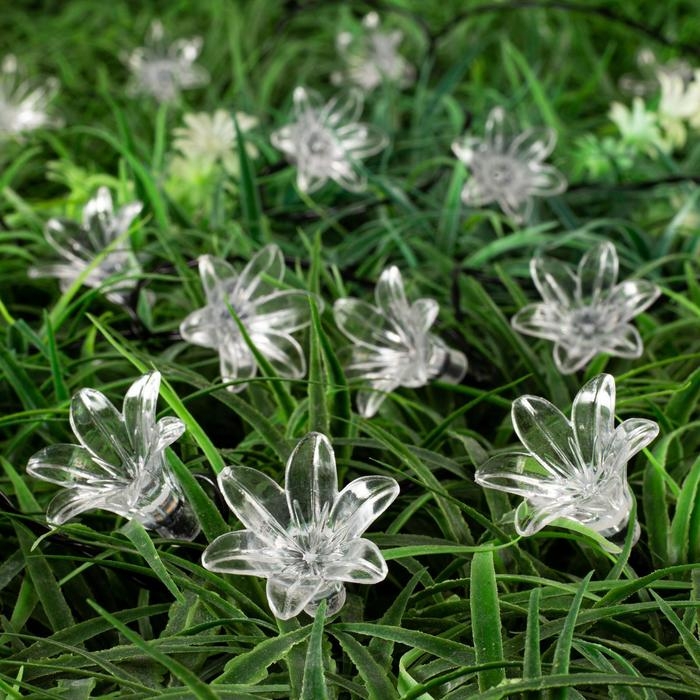 Гирлянда &laquo;Нить&raquo; 4.5 м с насадками &laquo;Цветы&raquo;, IP44, тёмная нить, 30 LED, свечение жёлтое/аквамарин, 2 режима, солнечная батарея