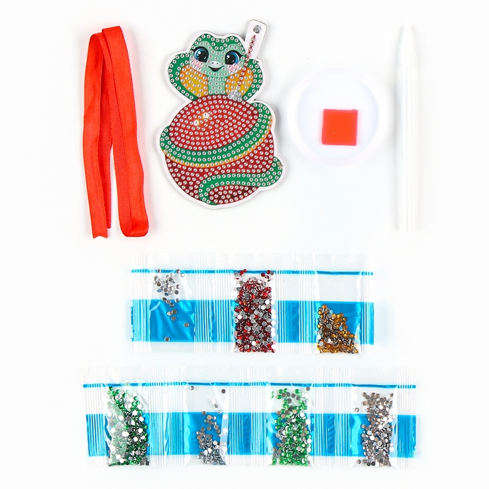 Алмазная мозаика на новый год на подвеске &laquo;Змейка на новогоднем шарике&raquo;, 8 х 10 см, новогодний набор для творчества