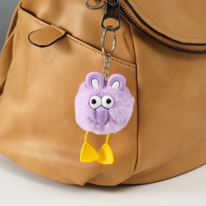 Пушистик на кольце Пушистик на кольце "Большеглазая ворона" сиреневый 9,5х6х6 см