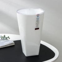 Кашпо для цветов со вставкой &laquo;Грейс&raquo;, 2,7 л (1,5 л), цвет белый