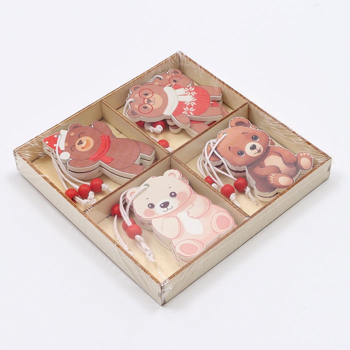 Набор подвесок в деревянной подарочной упаковке 12 шт.13x13x2 см Набор подвесок в деревянной подарочной упаковке 12 шт.13x13x2 см