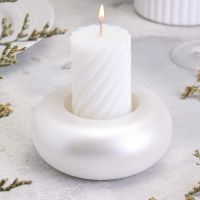 Подсвечник "Полноторие" из гипса малый,9х2,5см,белый парламутр Подсвечник "Полноторие" из гипса малый,9х2,5см,белый парламутр