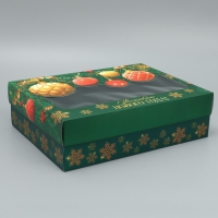 Коробка подарочная новогодняя складная &laquo;Волшебного нового года&raquo;, шары, 32 х 24 х 9 см