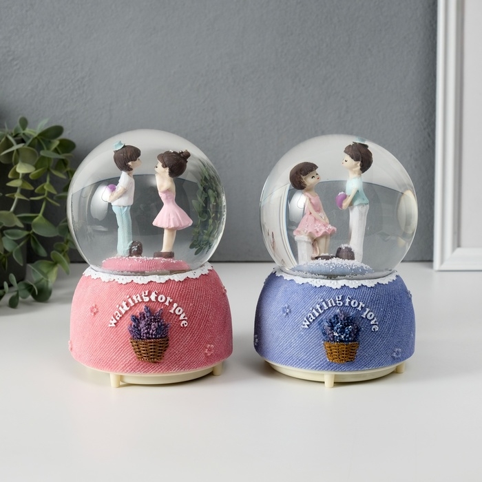 Сувенир полистоун водяной шар свет, музыка Сувенир полистоун водяной шар свет, музыка "Первая любовь" МИКС 10х10х14,5 см