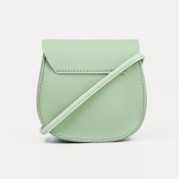 Сумка детская для девочки на магните, длинный ремень, цвет зелёный